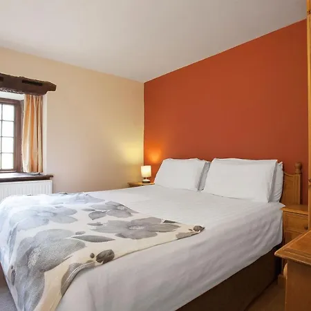 The Coppermines Mountain - Sawyers, Carpenters, Millrace, Sleeps 18 Coniston