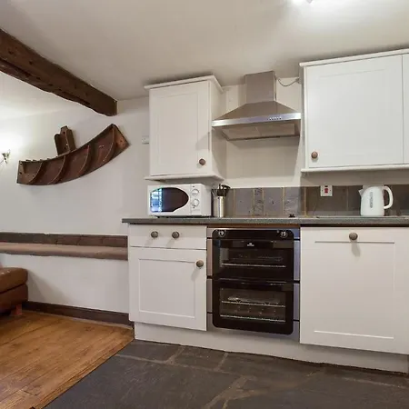 The Coppermines Mountain - Sawyers, Carpenters, Millrace, Sleeps 18 * Coniston