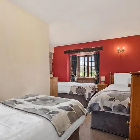 Holiday home The Coppermines Mountain - Sawyers, Carpenters, Millrace, Sleeps 18 *