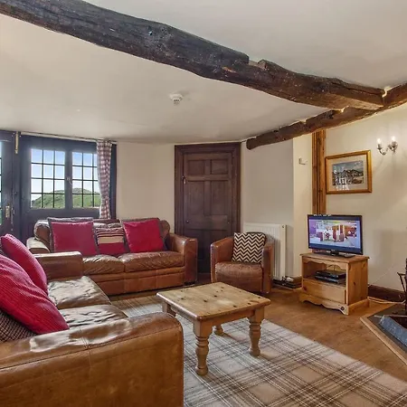 The Coppermines Mountain - Sawyers, Carpenters, Millrace, Sleeps 18 Coniston